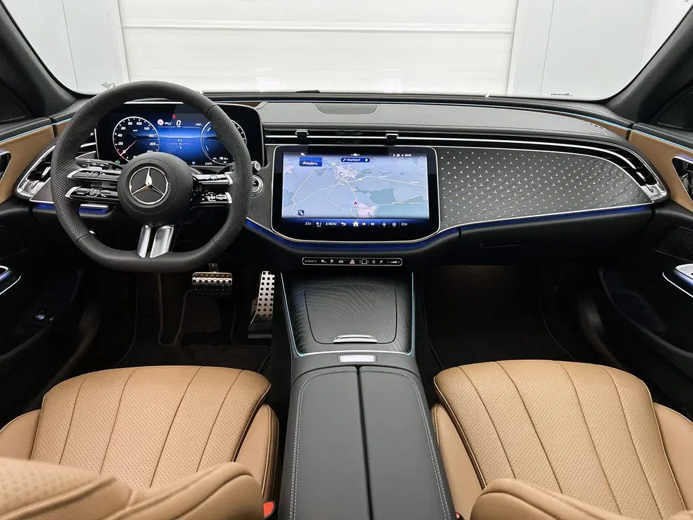 Mercedes-Benz E-Klasse 300 e Business Solution AMG uit 2026, foto 4