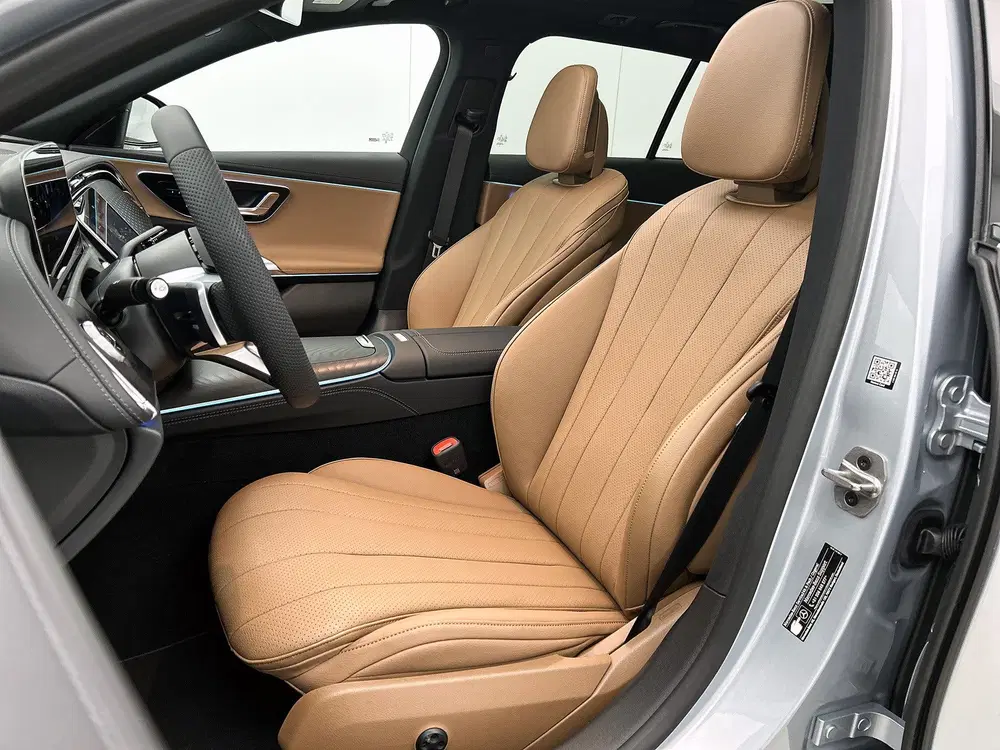 Mercedes-Benz E-Klasse 300 e Business Solution AMG uit 2026, foto 5