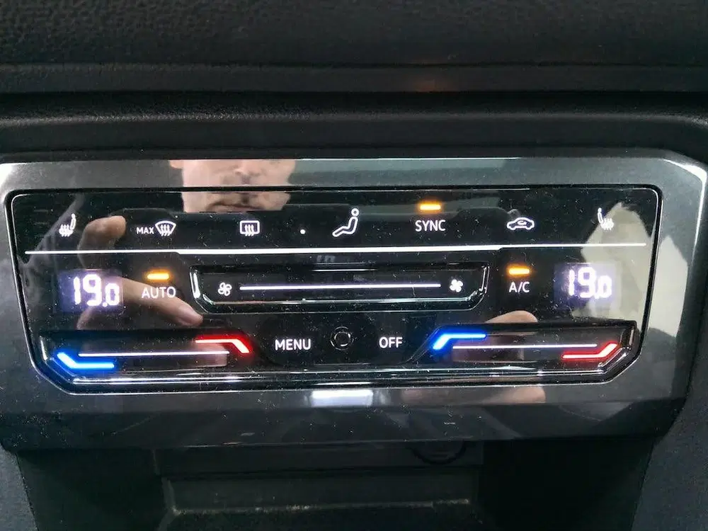 Volkswagen Tiguan Allspace 1.5 TSI 2x R-Line 7-PERS NL-AUTO uit 2023, foto 10