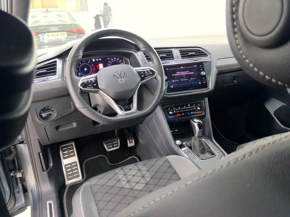 Volkswagen Tiguan Allspace 1.5 TSI 2x R-Line 7-PERS NL-AUTO uit 2023, foto 7