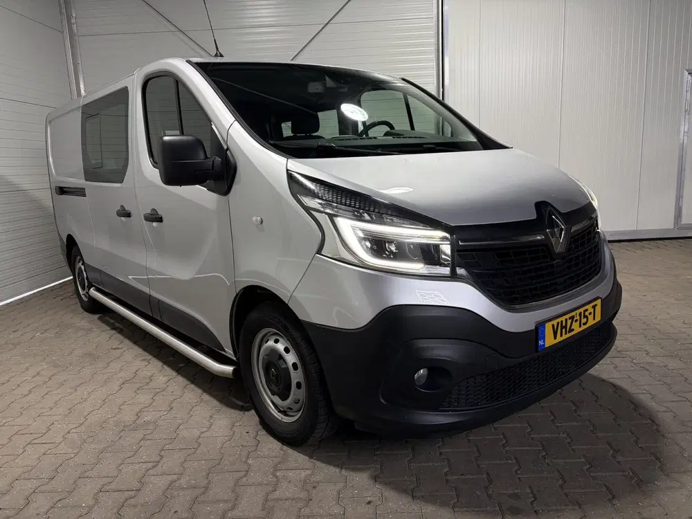 Renault Trafic 2.0 dCi 145 T29 L2H1 DC Comfort uit 2021, foto 4