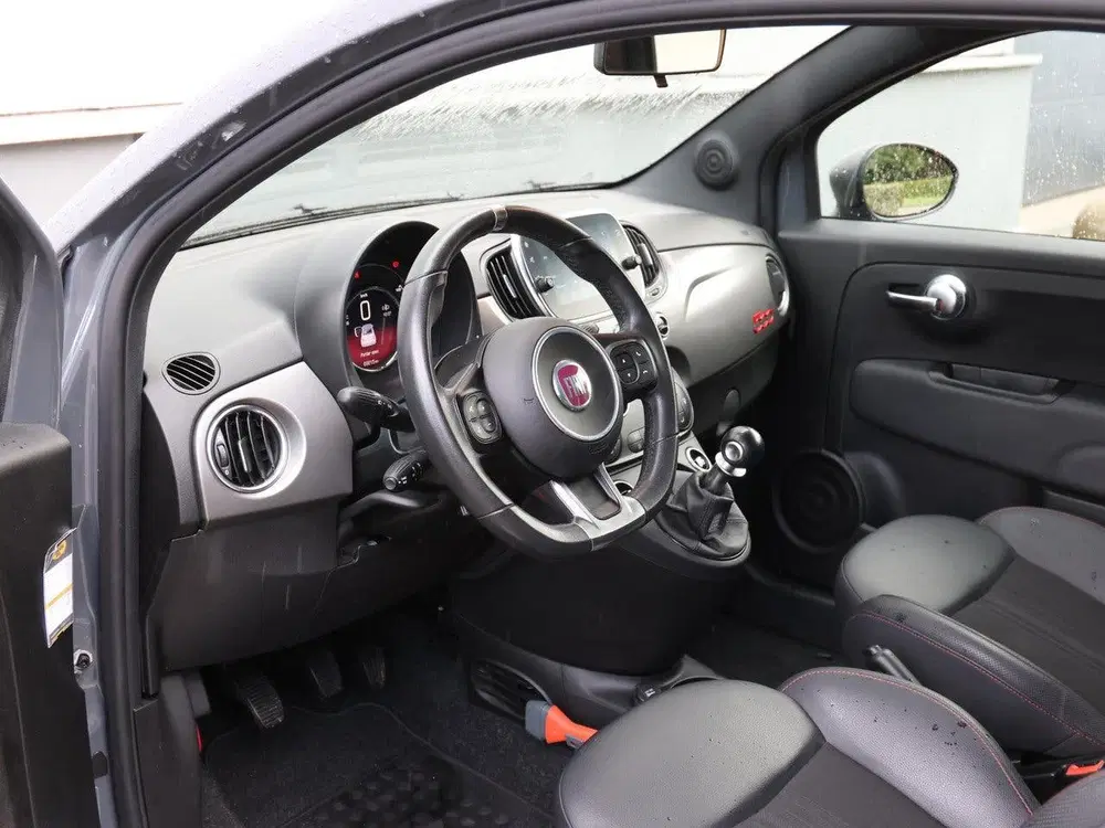 Fiat 500C 1.0 Hybrid Sport Parkeersensoren Achter uit 2022, foto 11