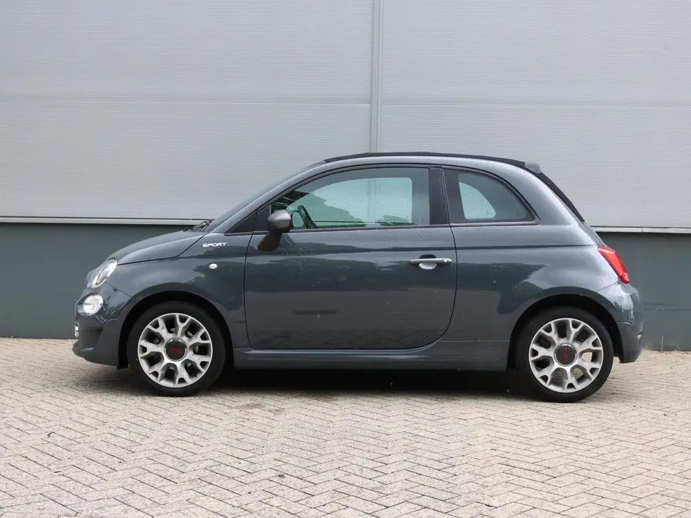 Fiat 500C 1.0 Hybrid Sport Parkeersensoren Achter uit 2022, foto 2