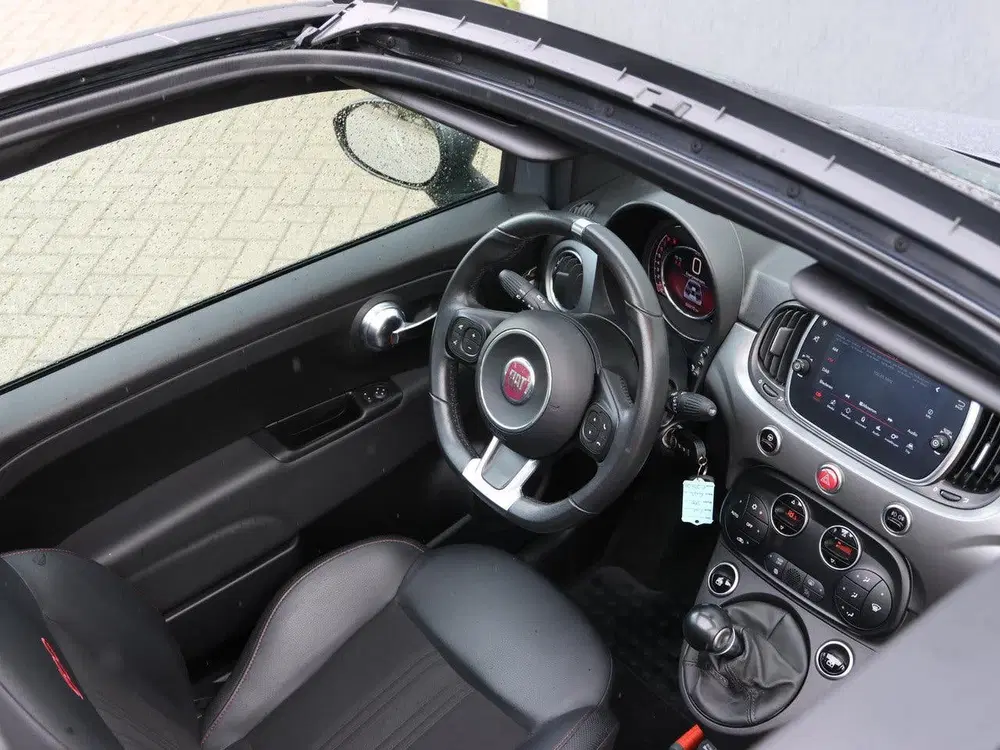 Fiat 500C 1.0 Hybrid Sport Parkeersensoren Achter uit 2022, foto 8