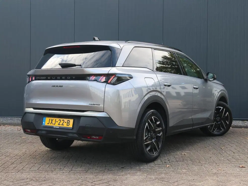 Peugeot 5008 145pk Hybrid Allure Automaat uit 2025, foto 5