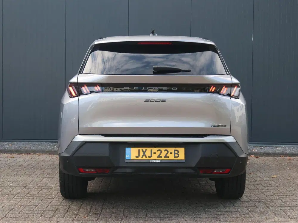 Peugeot 5008 145pk Hybrid Allure Automaat uit 2025, foto 6