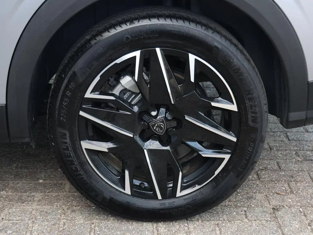 Peugeot 5008 145pk Hybrid Allure Automaat uit 2025, foto 7