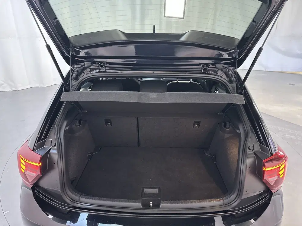 Volkswagen Polo 1.0 TSI R-Line Navigatie Parkeersensoren A uit 2022, foto 13