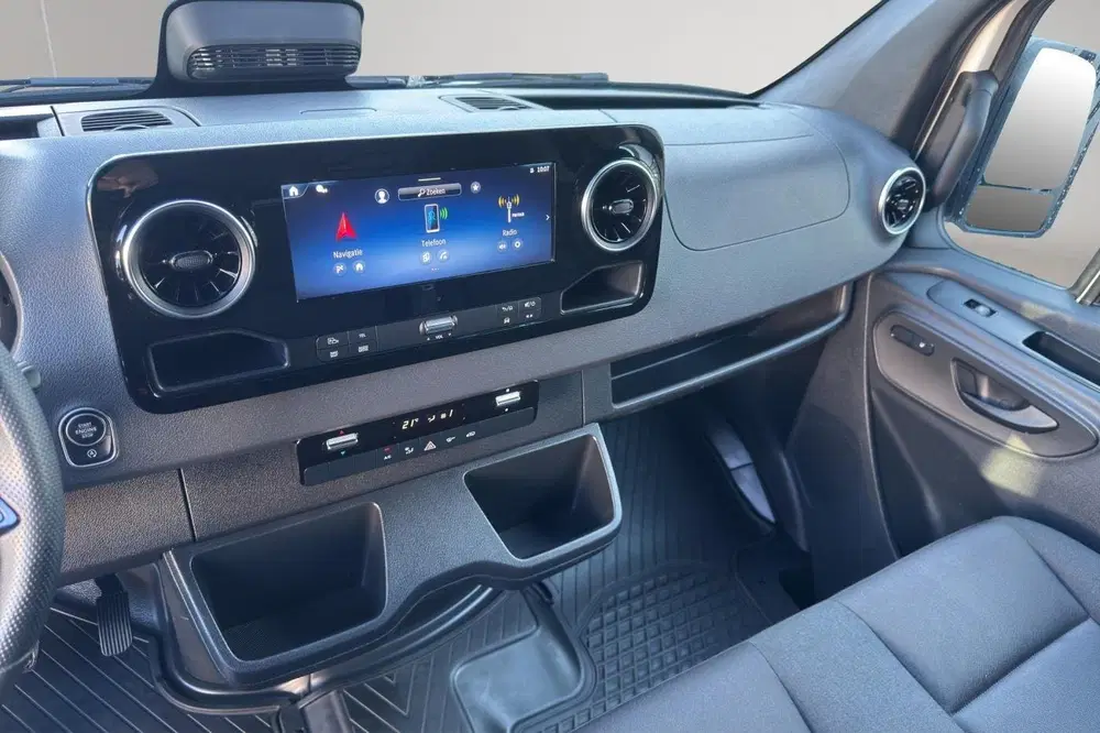 Mercedes-Benz Sprinter 317 L2H2 uit 2024, foto 13