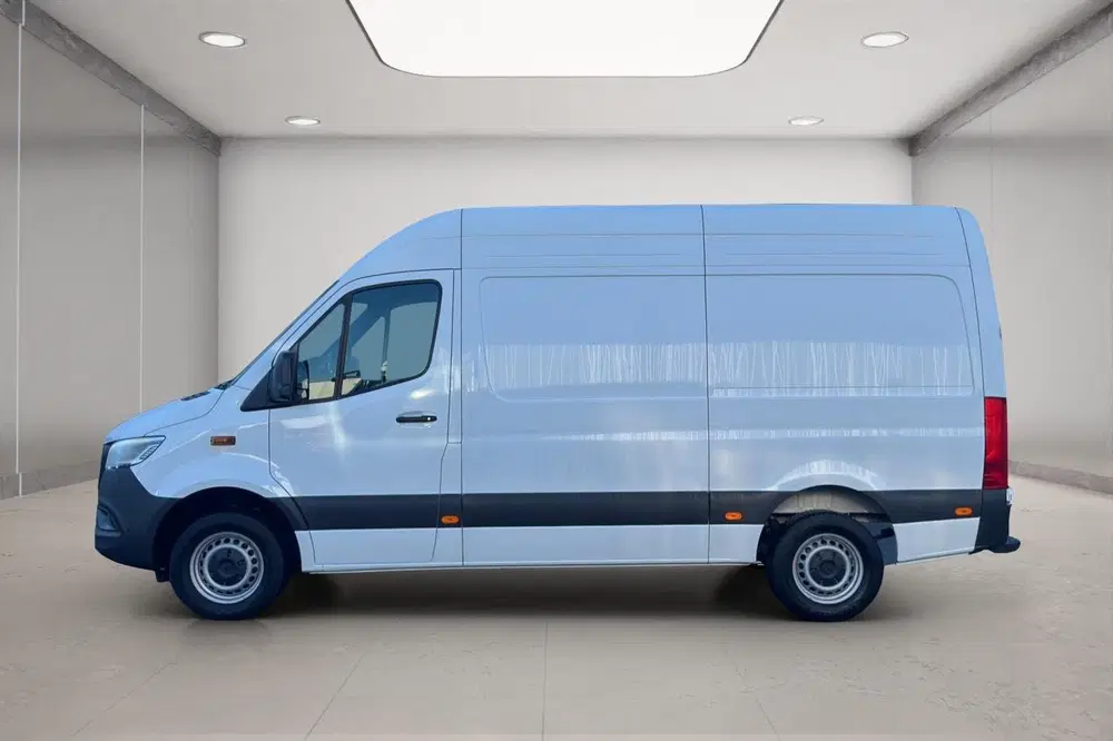 Mercedes-Benz Sprinter 317 L2H2 uit 2024, foto 2