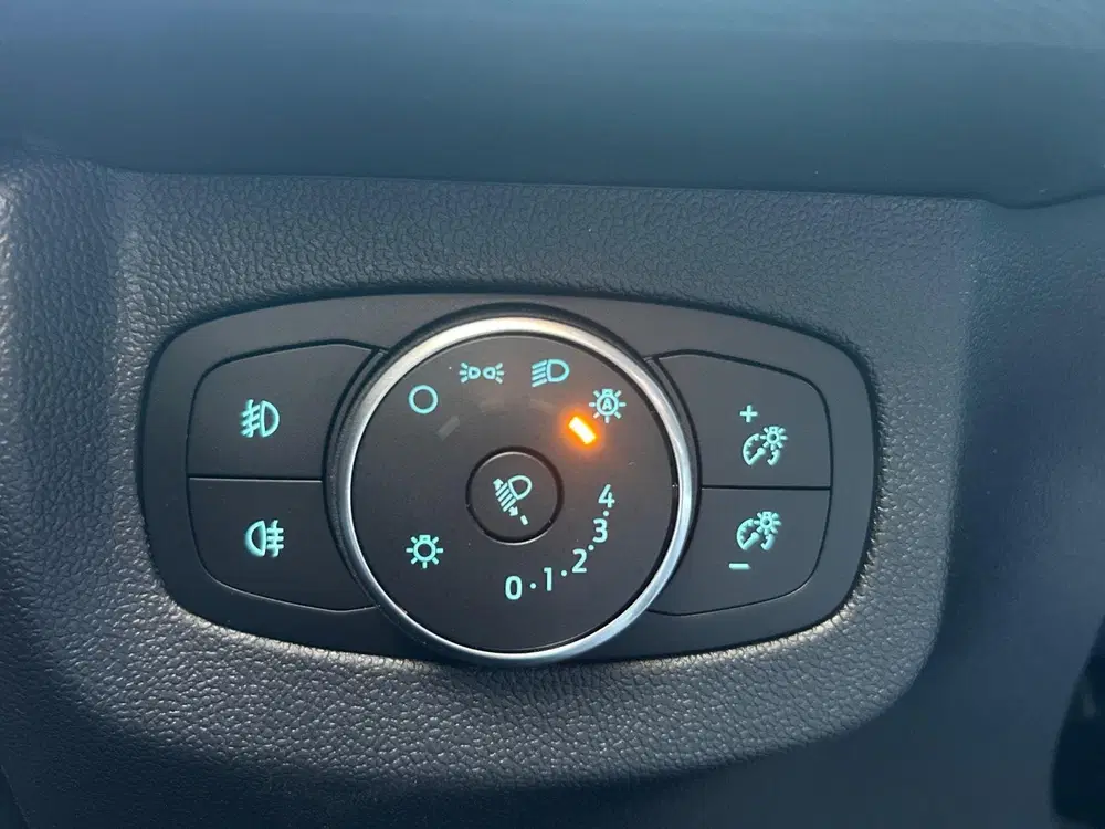 Ford Transit Courier Trend 44 kWh uit 2025, foto 9