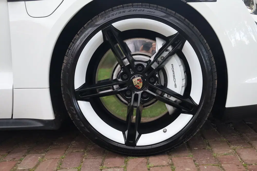 Porsche Taycan Performance+ 94 kWh Aut. uit 2022, foto 9
