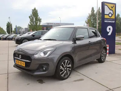 Suzuki Swift 1.2 Style Smart Hybrid Stoelvw uit 2022