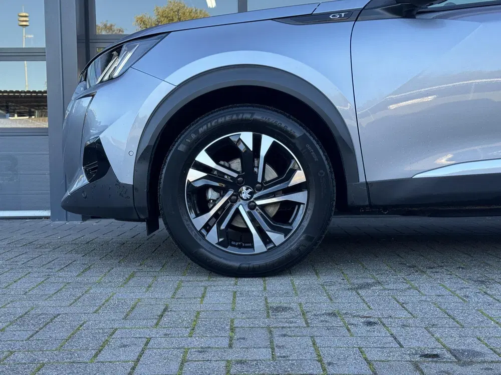 Peugeot 2008 1.2 PureTech GT-Line Automaat uit 2021, foto 10
