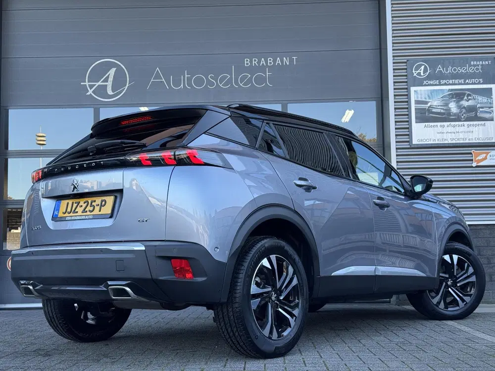 Peugeot 2008 1.2 PureTech GT-Line Automaat uit 2021, foto 3