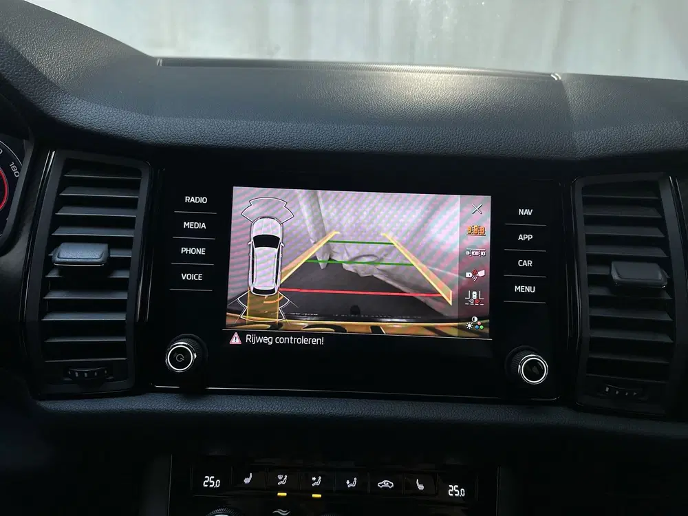 Skoda Kodiaq 1.5 TSI 150pk Sportline Business Trekhaak uit 2021, foto 14