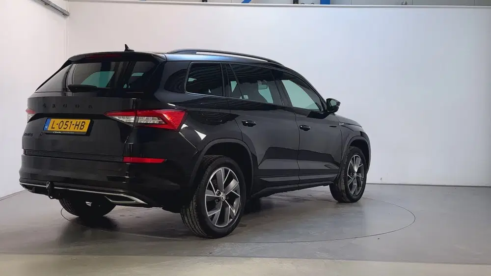 Skoda Kodiaq 1.5 TSI 150pk Sportline Business Trekhaak uit 2021, foto 3