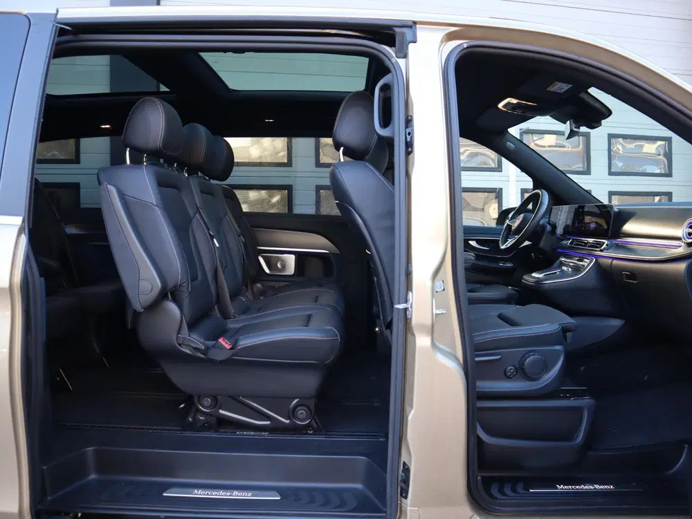 Mercedes-Benz EQV 300 90 kWh L2 AMG Avantgarde Airmatic uit 2024, foto 3