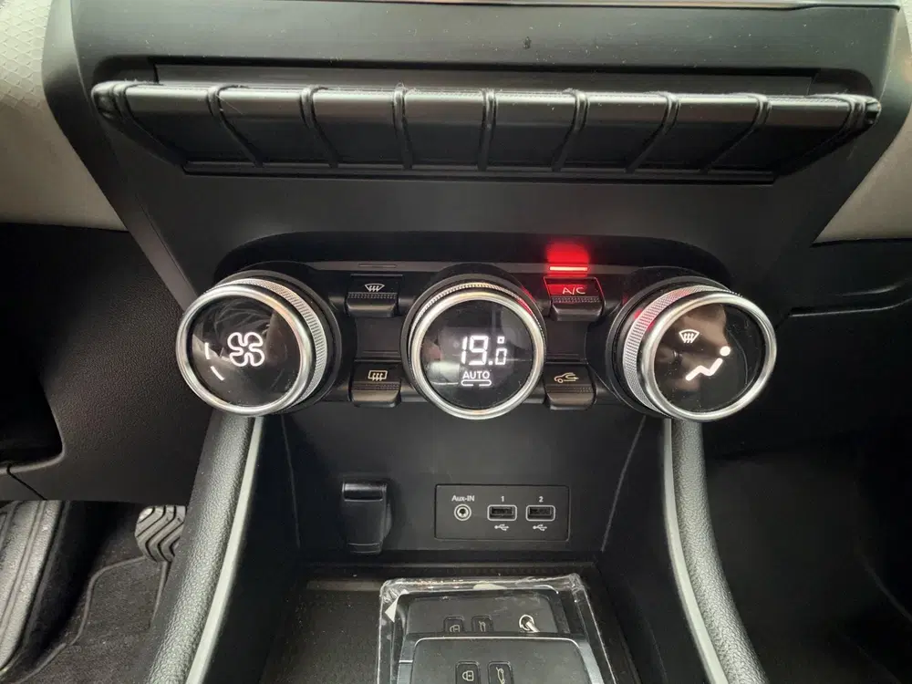 Renault Captur 1.3 TCe 130 Intens Automaat uit 2020, foto 12