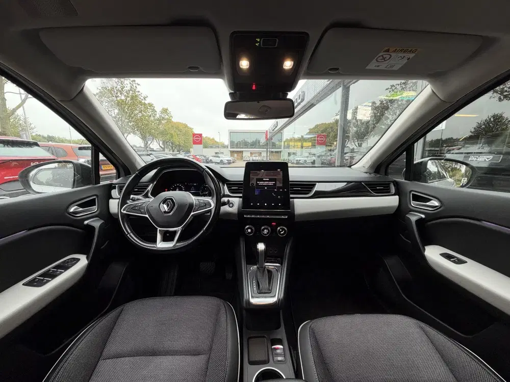 Renault Captur 1.3 TCe 130 Intens Automaat uit 2020, foto 3