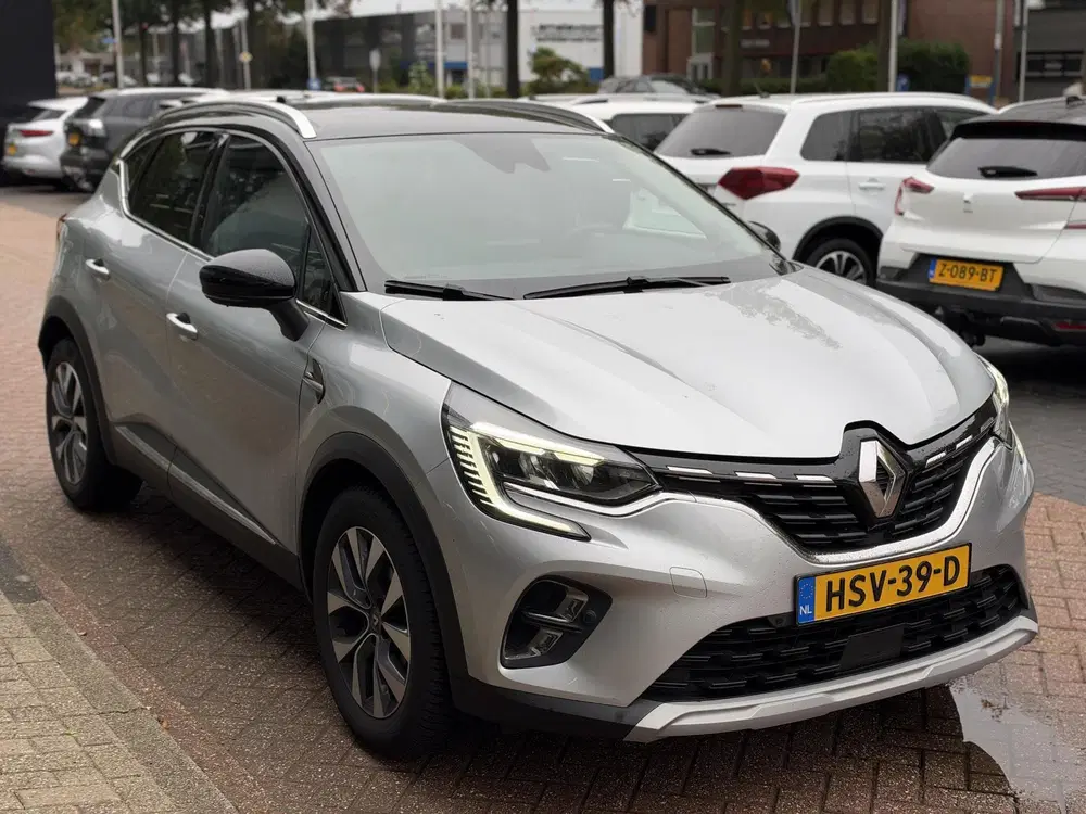 Renault Captur 1.3 TCe 130 Intens Automaat uit 2020, foto 5