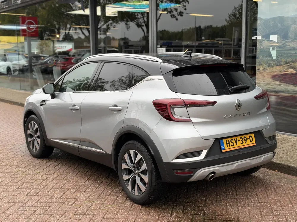 Renault Captur 1.3 TCe 130 Intens Automaat uit 2020, foto 6
