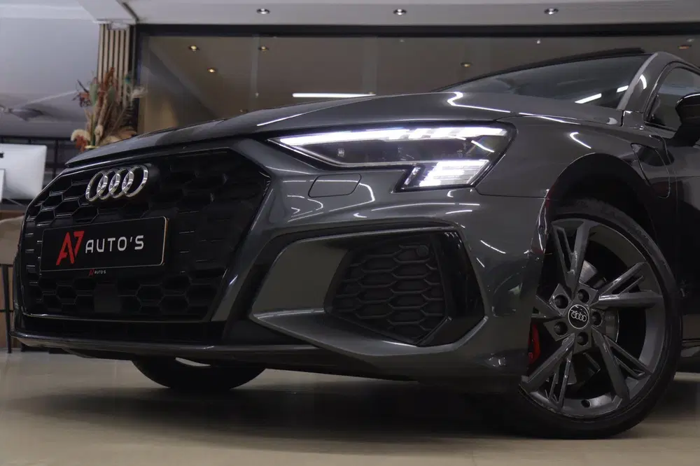 Audi A3 45 TFSI e S edition Competition PANO uit 2021, foto 10
