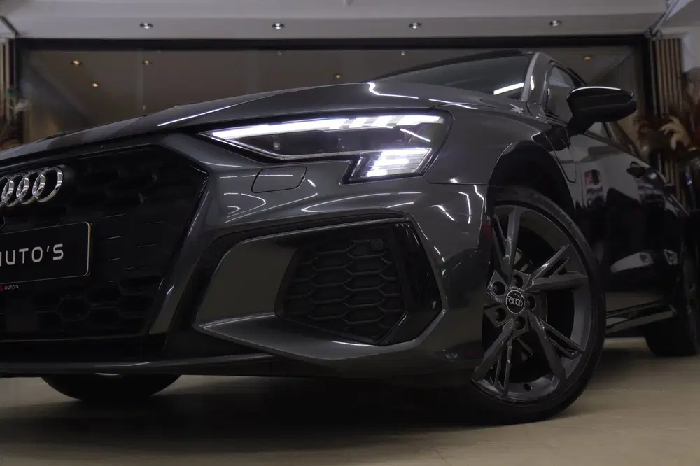 Audi A3 45 TFSI e S edition Competition PANO uit 2021, foto 15