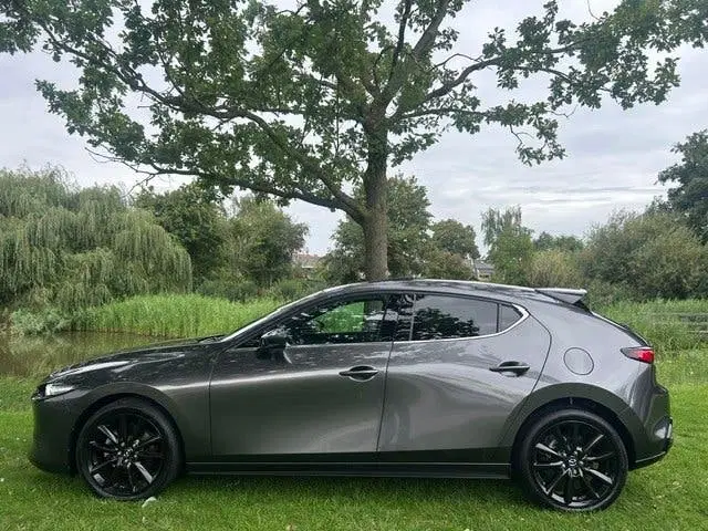 Mazda 3 2.0 e-SkyActiv-X M Hybrid 186 PK Luxury uit 2021, foto 3
