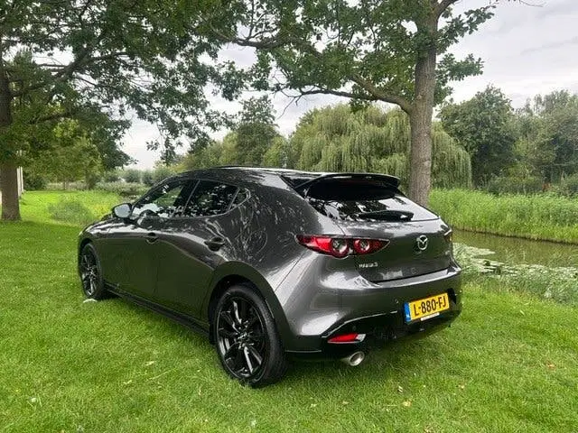 Mazda 3 2.0 e-SkyActiv-X M Hybrid 186 PK Luxury uit 2021, foto 4