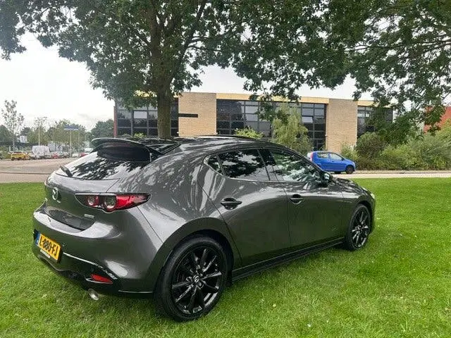Mazda 3 2.0 e-SkyActiv-X M Hybrid 186 PK Luxury uit 2021, foto 6