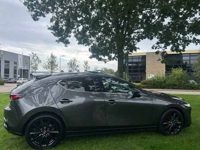 Mazda 3 2.0 e-SkyActiv-X M Hybrid 186 PK Luxury uit 2021, foto 7