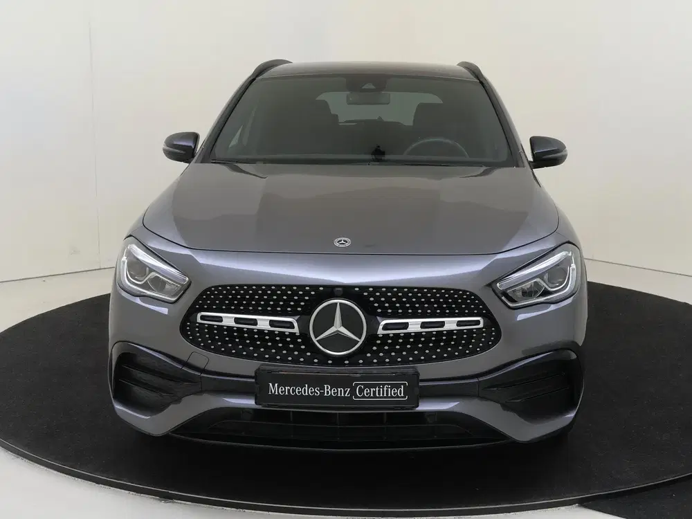 Mercedes-Benz GLA 180 AMG Line uit 2022, foto 6