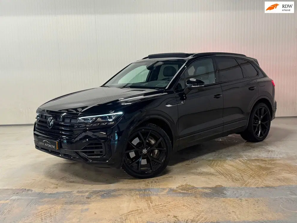 Volkswagen Touareg 3.0 TSi eHybrid 4MOTION R uit 2023