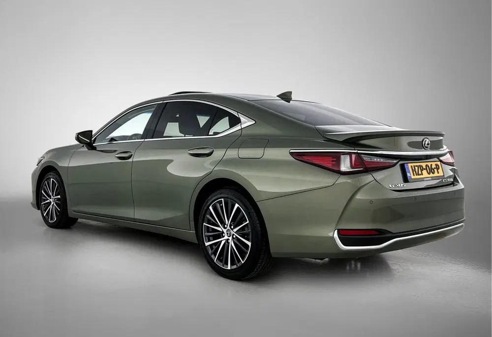 Lexus ES 300h 35th Edition uit 2025, foto 15