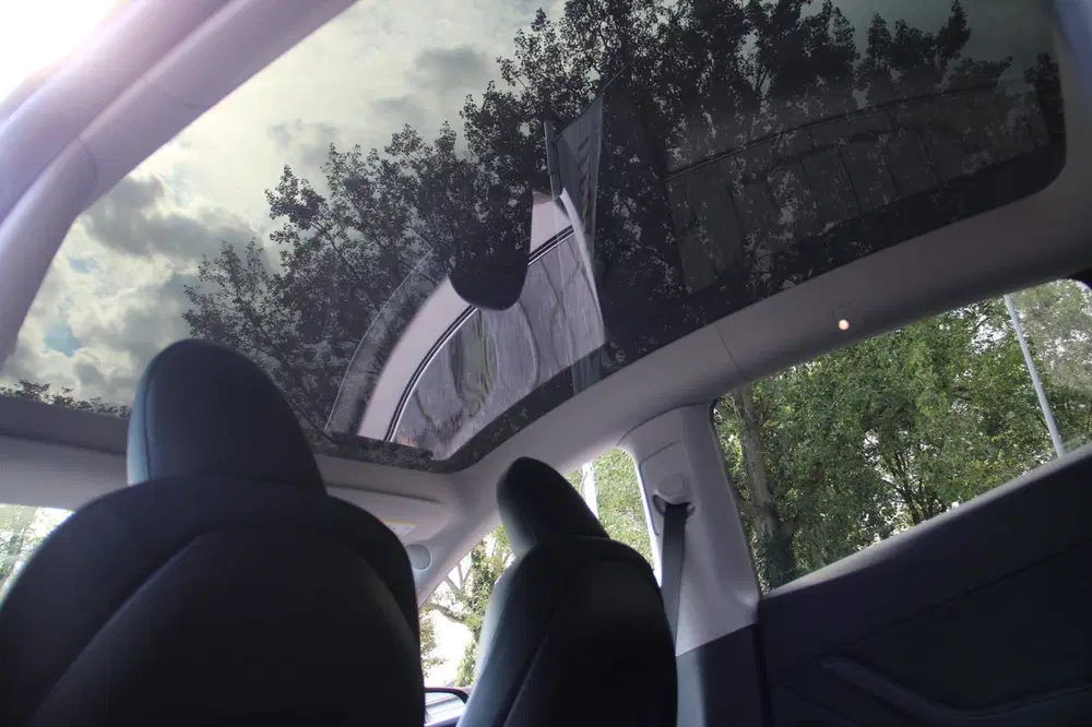 Tesla Model Y Performance AWD 75 kWh uit 2023, foto 5