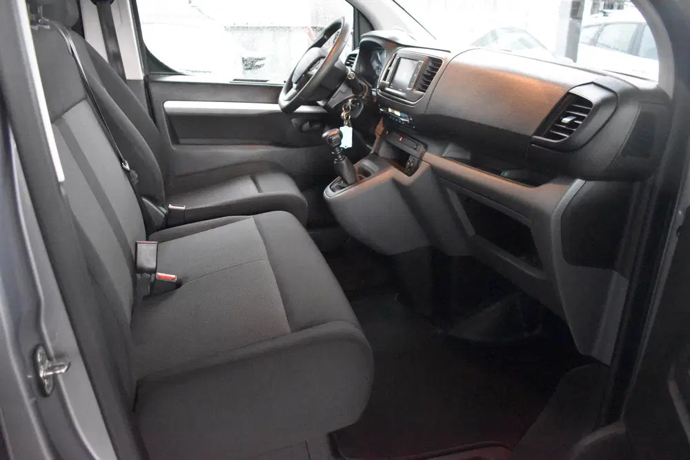 Citroën Jumpy Citroen Jumpy 2.0 BlueHDI DC 120 XL Driver uit 2021, foto 15