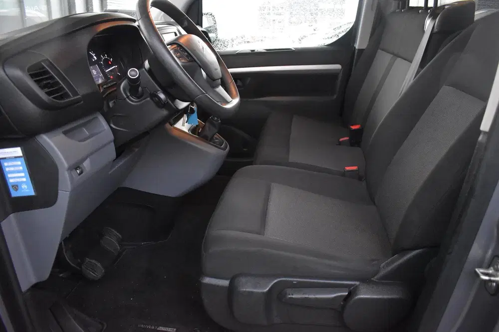 Citroën Jumpy Citroen Jumpy 2.0 BlueHDI DC 120 XL Driver uit 2021, foto 6