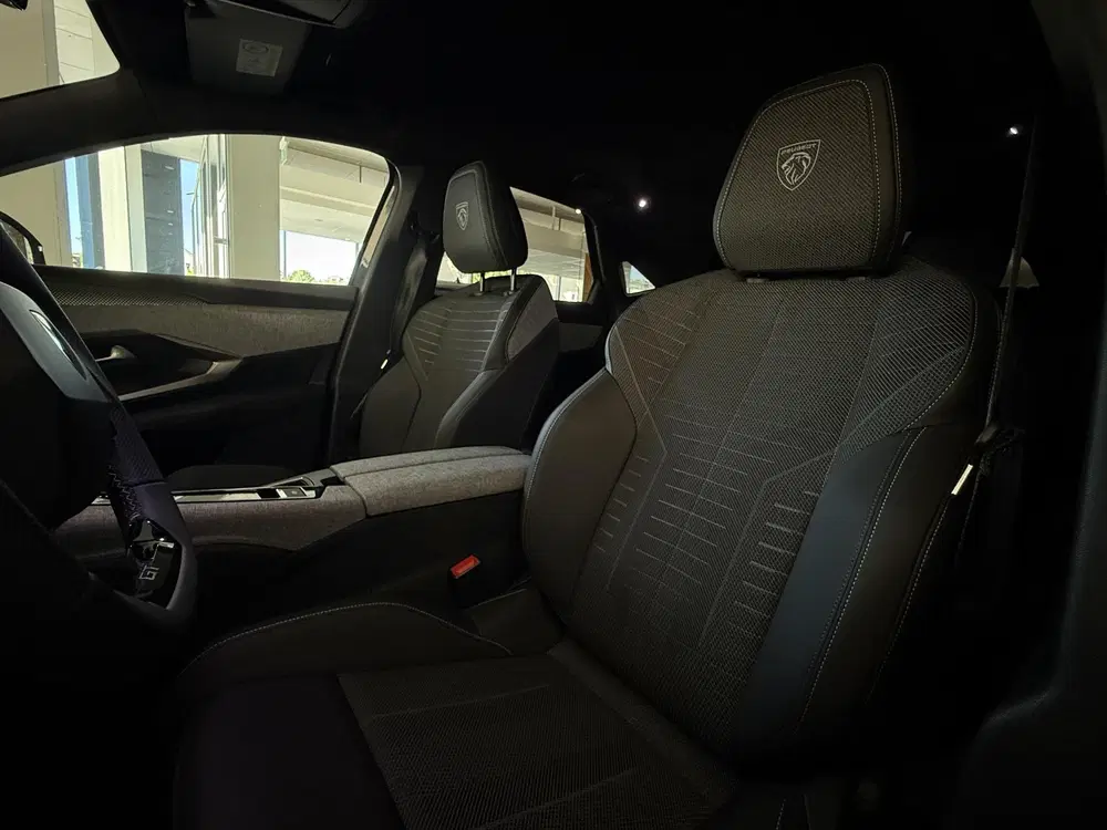Peugeot 3008 GT Long Range 230 97 kWh uit 2026, foto 6