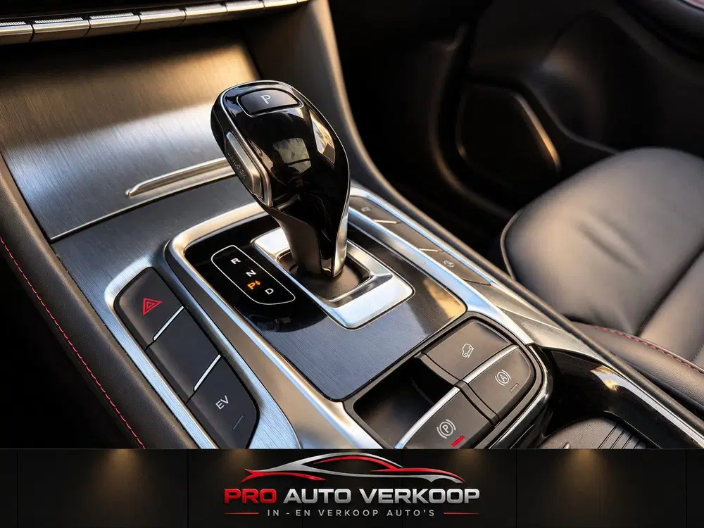 MG EHS 1.5 TGDI Luxury 360 camera_Panorama_Leder_ uit 2021, foto 11