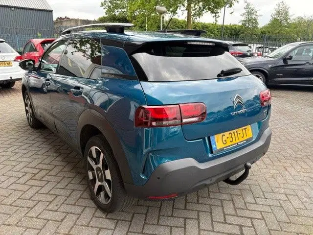 Citroën C4 Cactus Citroen C4 Cactus 1.2 PureTech Shine Navi uit 2019, foto 2