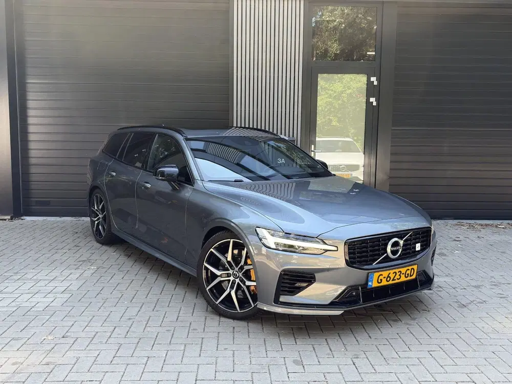 Volvo V60 2.0 T8 Twin Engine AWD Polestar Engineered uit 2019