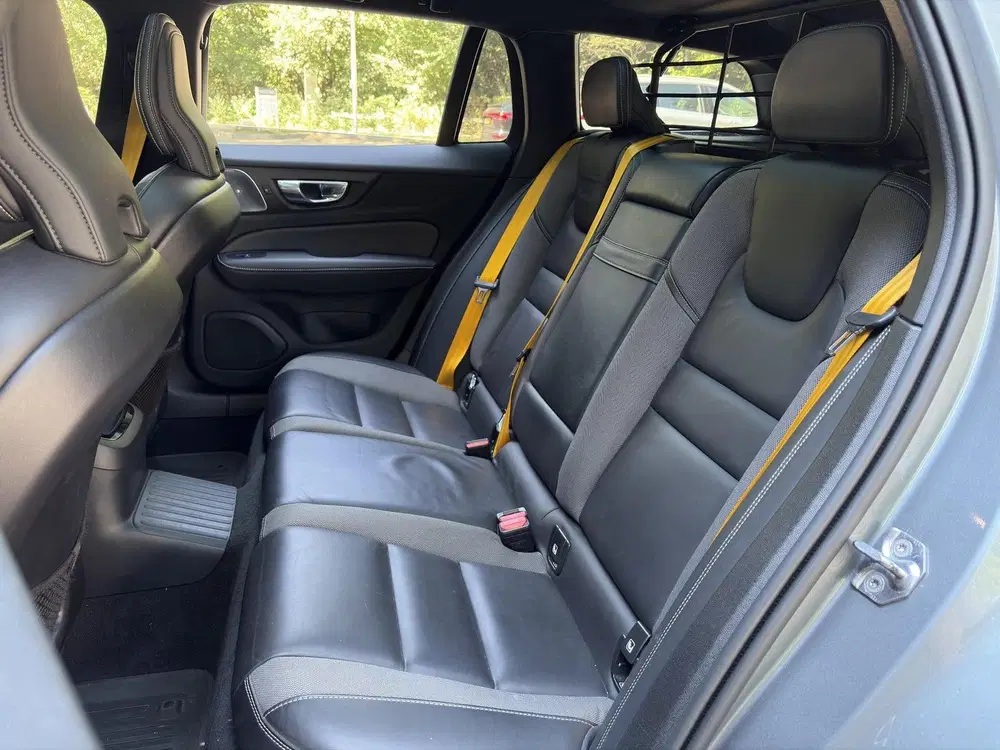 Volvo V60 2.0 T8 Twin Engine AWD Polestar Engineered uit 2019, foto 12