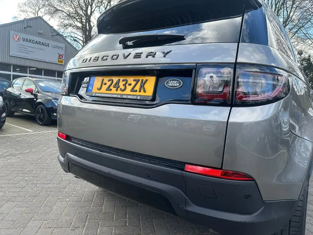 Land Rover Discovery Sport P300e 1.5 SE parkeersensoren voor uit 2020, foto 8