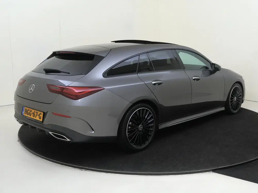 Mercedes-Benz CLA 180 Star Edition AMG uit 2025, foto 4