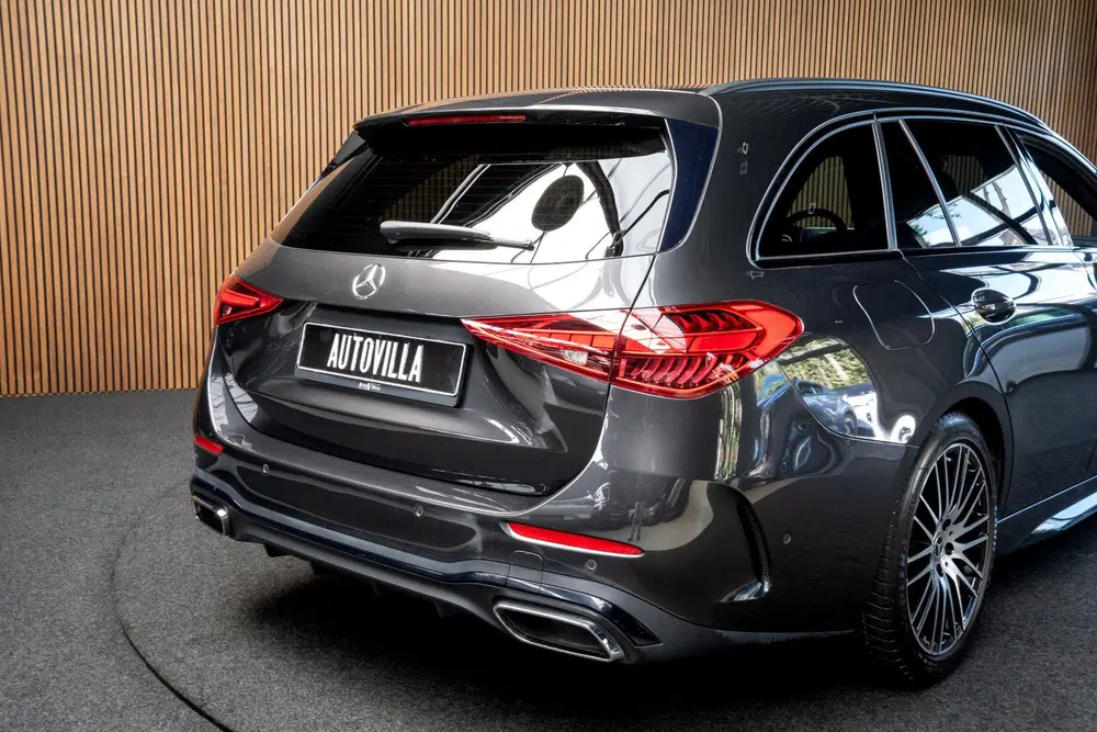 Mercedes-Benz C-Klasse 180 AMG Line Leer Camera Navi uit 2023, foto 11