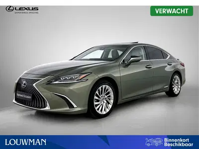 Lexus ES 300h President Line uit 2020