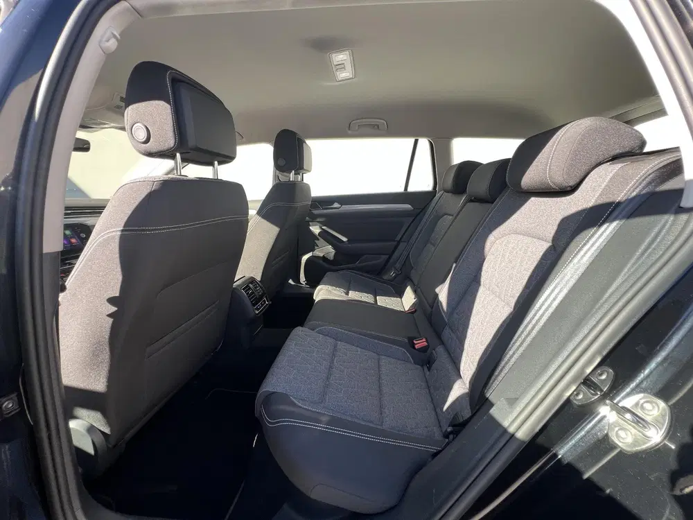 Volkswagen Passat 1.5 TSI Business uit 2023, foto 8