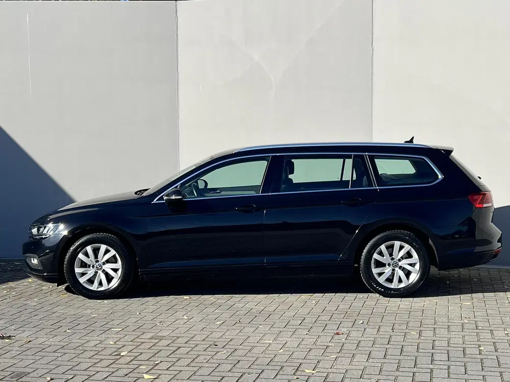 Volkswagen Passat 1.5 TSI Business uit 2023, foto 9