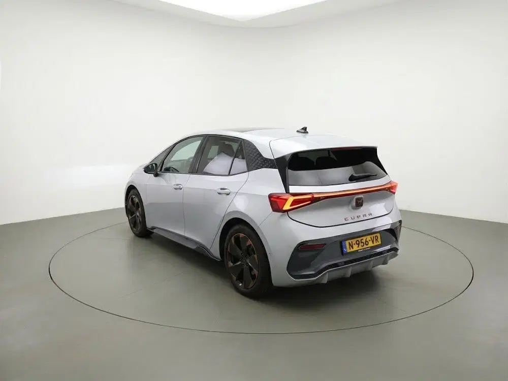 Cupra Born Adrenaline One 62 kWh uit 2021, foto 3